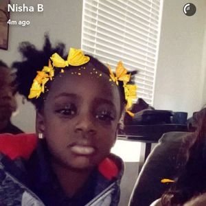 Meet your Posher, Dee